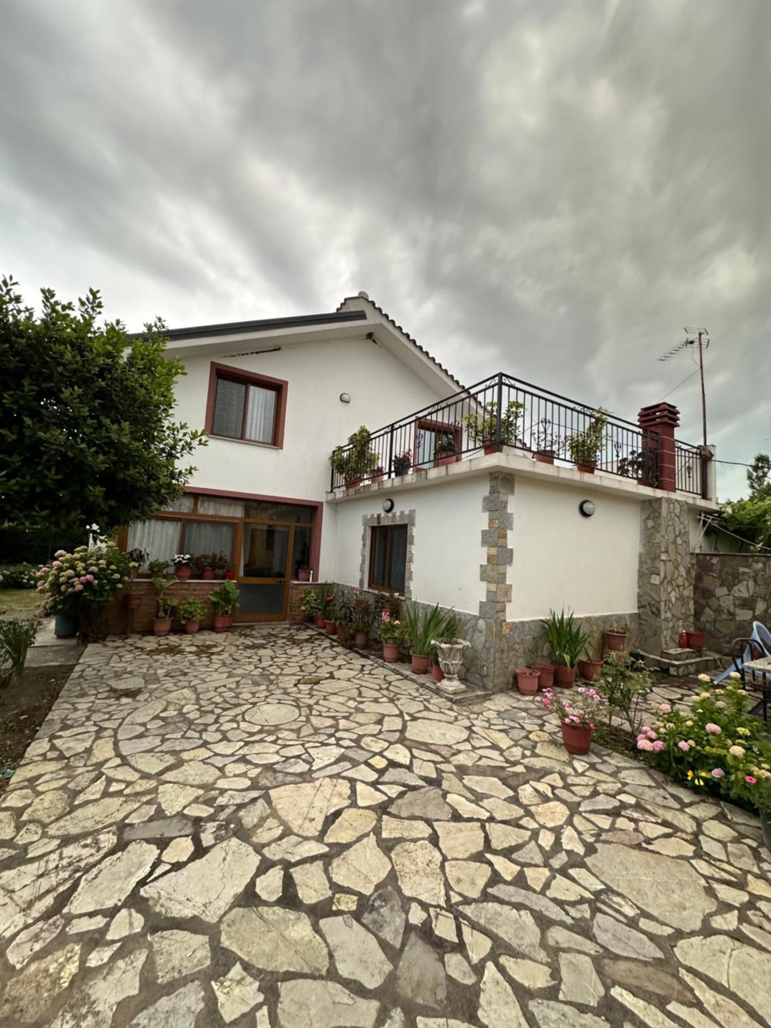 Villa Zefi Rrenc Papaj Zewnętrze zdjęcie