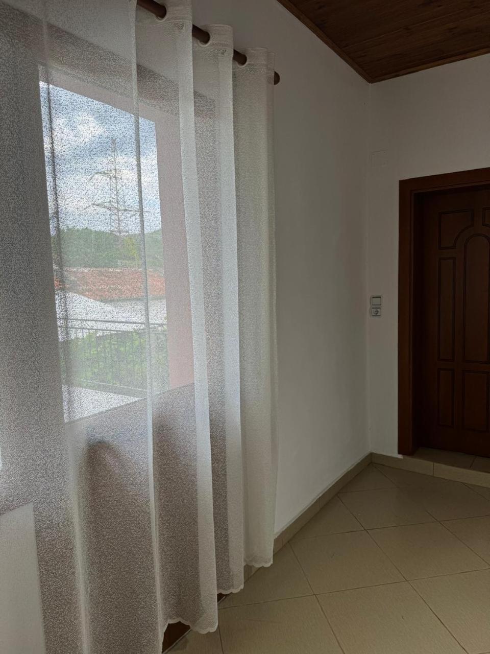 Villa Zefi Rrenc Papaj Zewnętrze zdjęcie