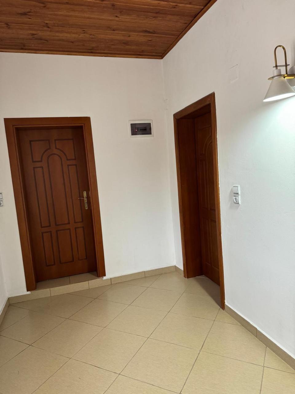 Villa Zefi Rrenc Papaj Zewnętrze zdjęcie